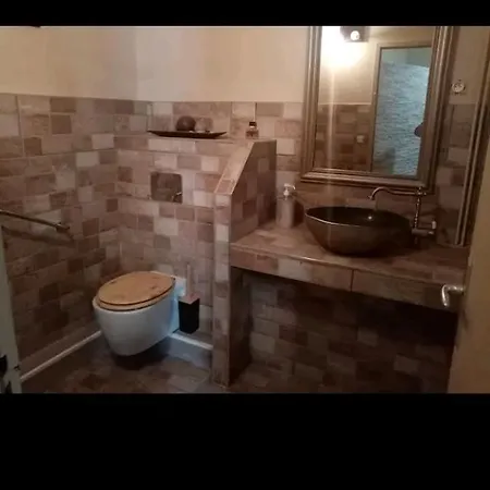 Nid Douillet * Genilac